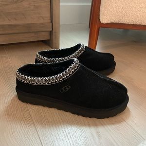 UGG Tasman Black Slipper
